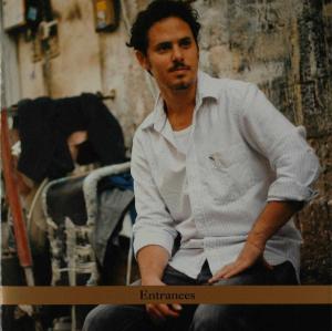 Cover van Dakari, Ori – Entrances