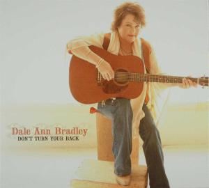 Cover van Bradley, Dale Ann – Don't Turn Your Back