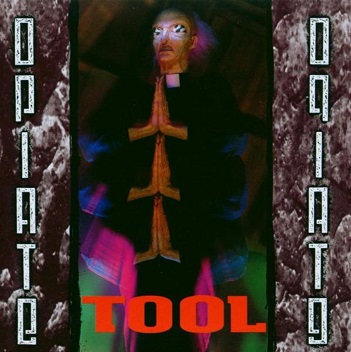 Cover van Tool – Opiate