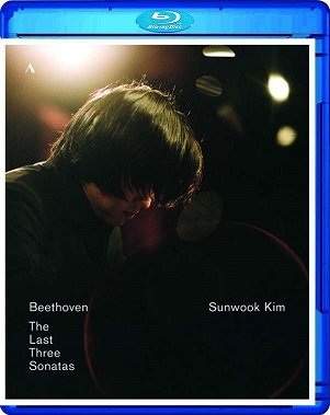 Cover van Kim, Sunwook – Beethoven: the Last Three Sonatas