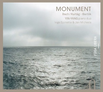 Cover van Yin-Yang Piano Duo – Monument