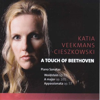 Cover van Veekmans-Cieszkovski, Katia – A Touch of Beethoven - Piano Sonatas